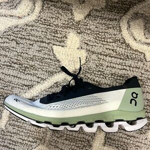 On Cloudboom White Green Black Running Shoes Women’s Size US 9.5 UK 7.5 EU 41